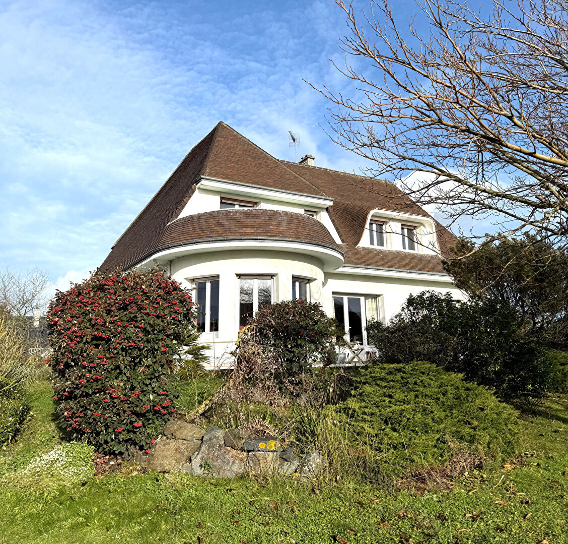 Agence immobilière de BARASSIN IMMOBILIER - Agence de Agon COUTAINVILLE