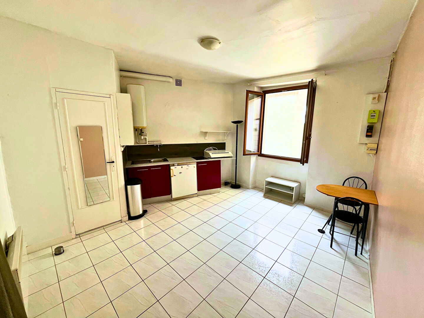 Agence immobilière de Bed ,  School Groupe