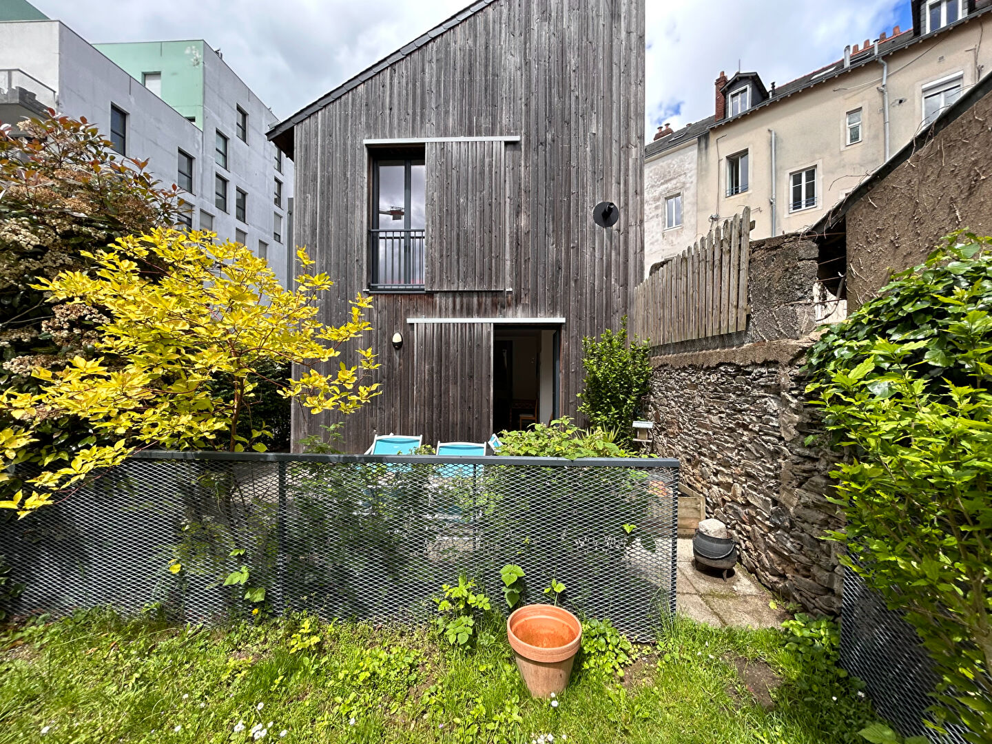 Agence immobilière de Bed ,  School Groupe