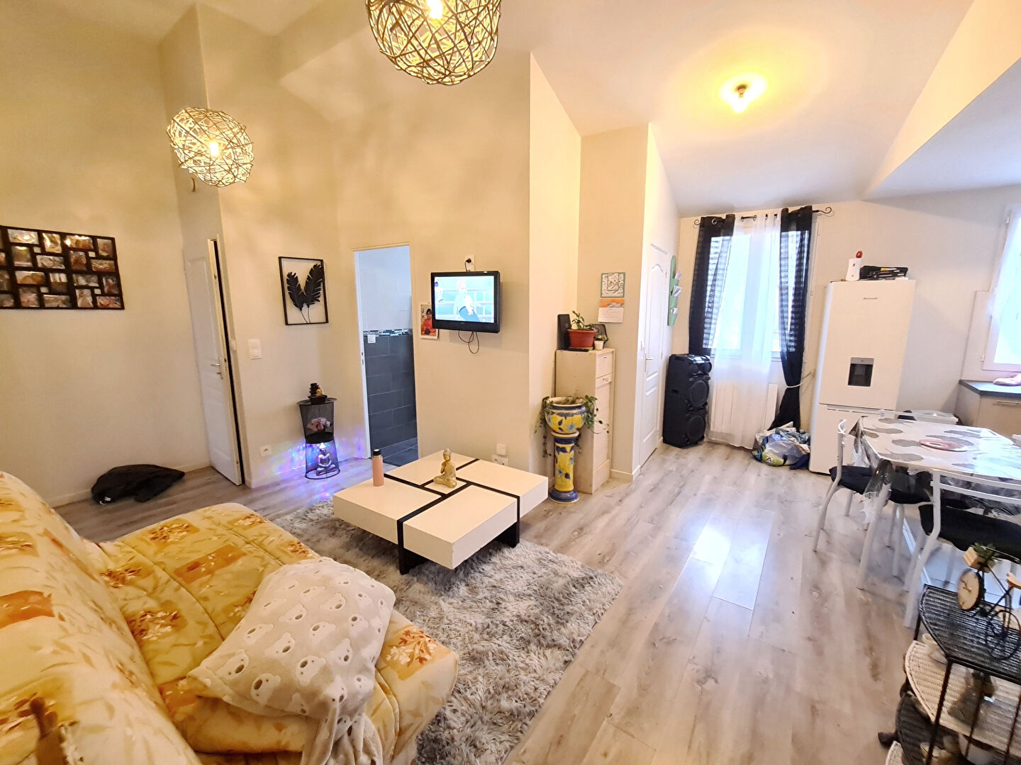 Agence immobilière de Bed ,  School Groupe