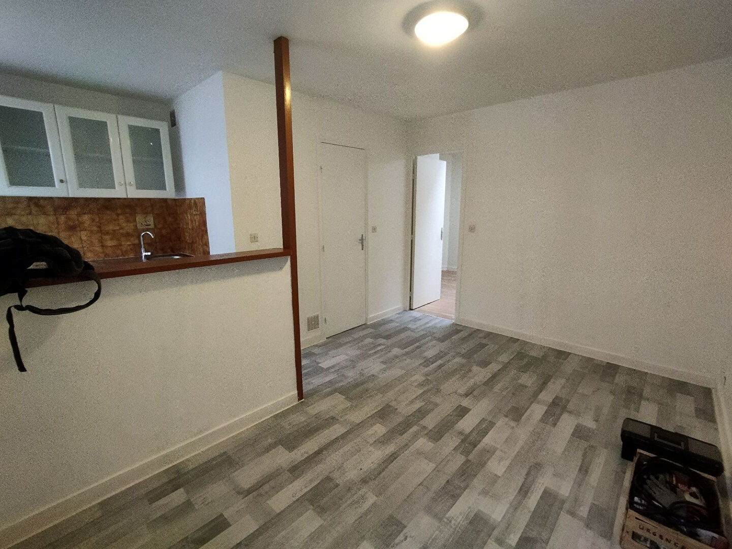 Agence immobilière de Bed ,  School Groupe