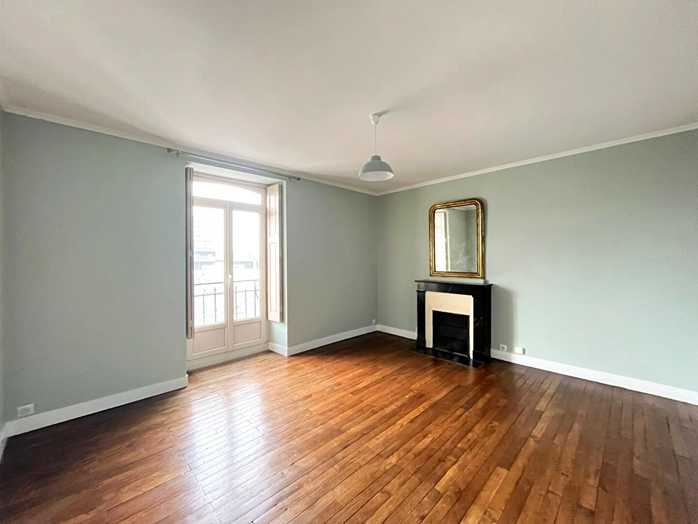 Agence immobilière de Bed ,  School Groupe