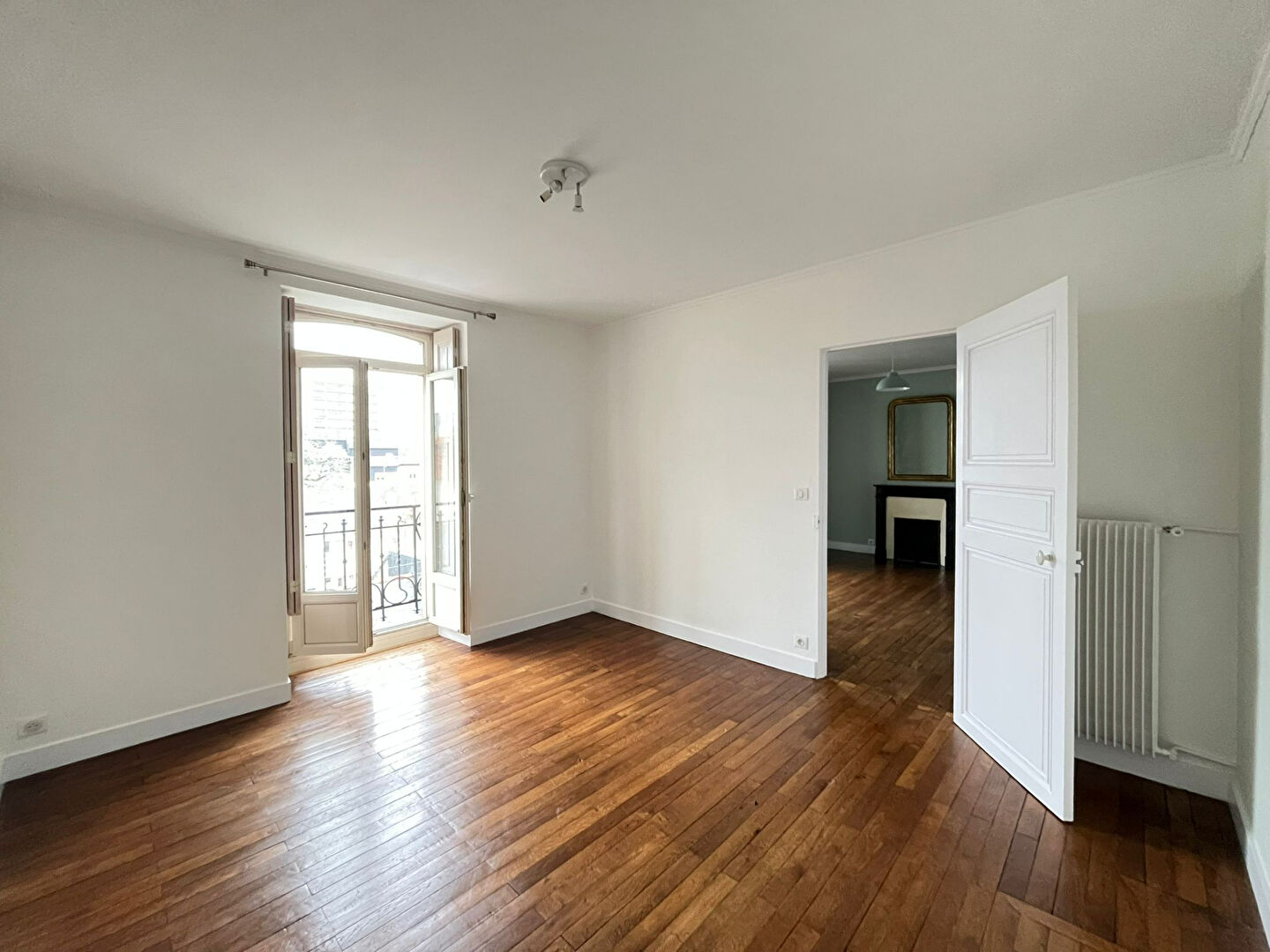 Agence immobilière de Bed ,  School Groupe