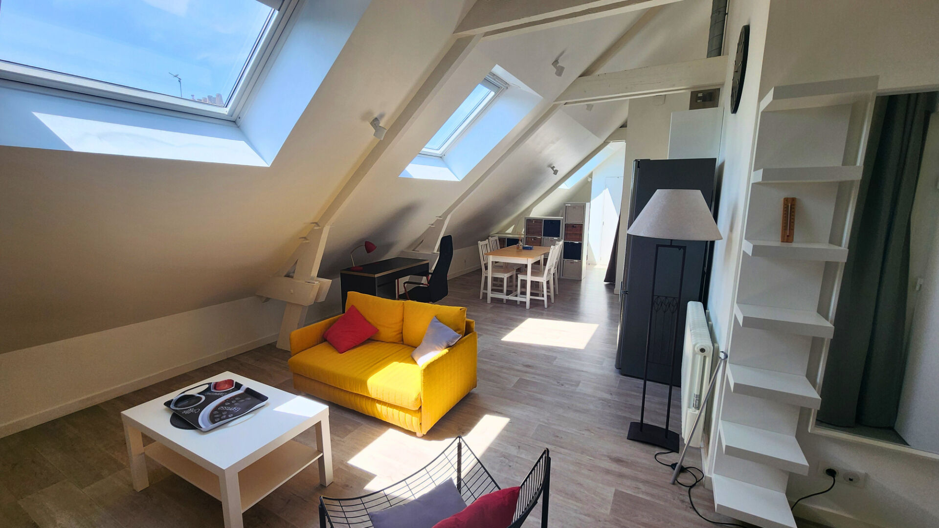 Agence immobilière de Bed ,  School Groupe