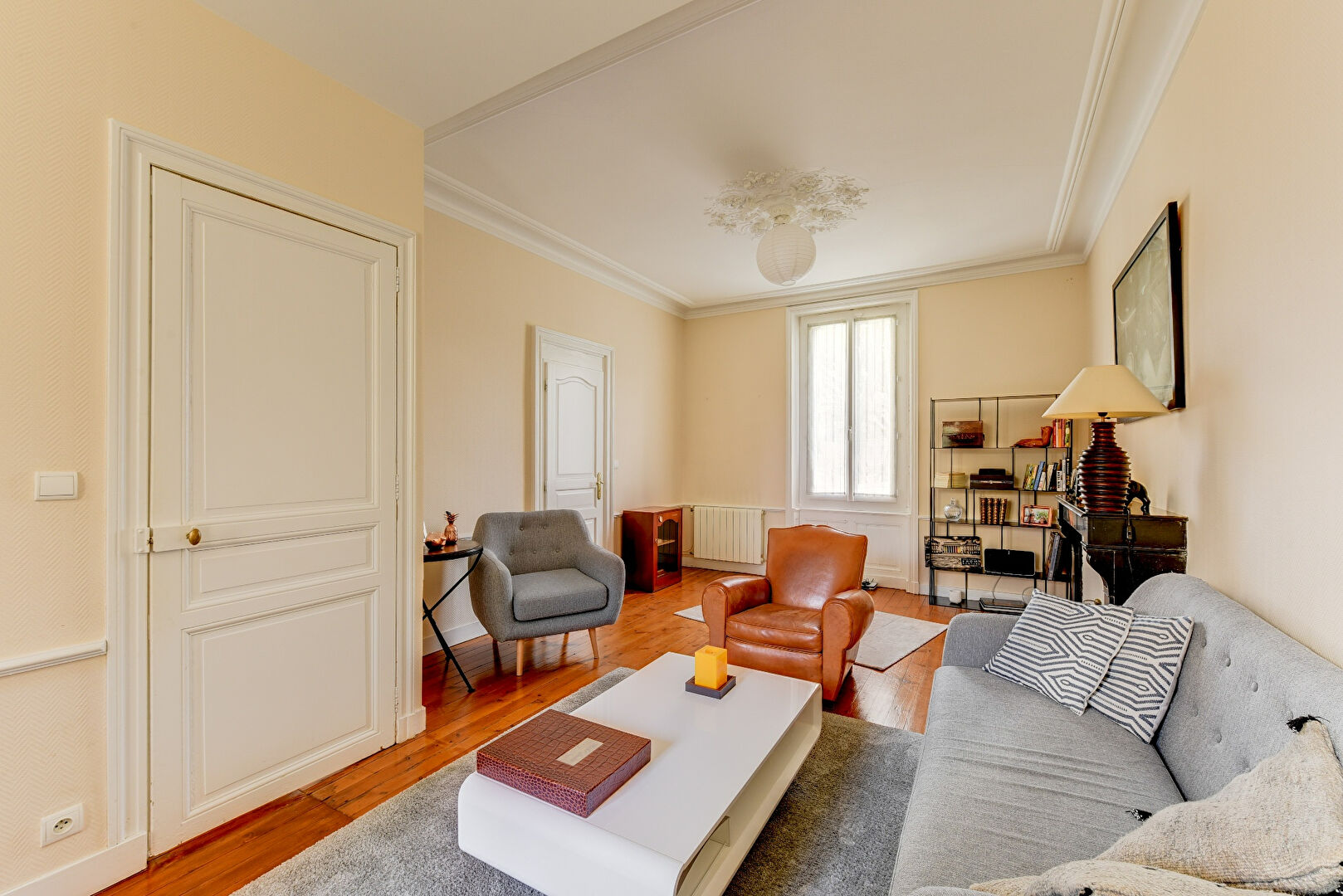 Agence immobilière de Bed ,  School Groupe