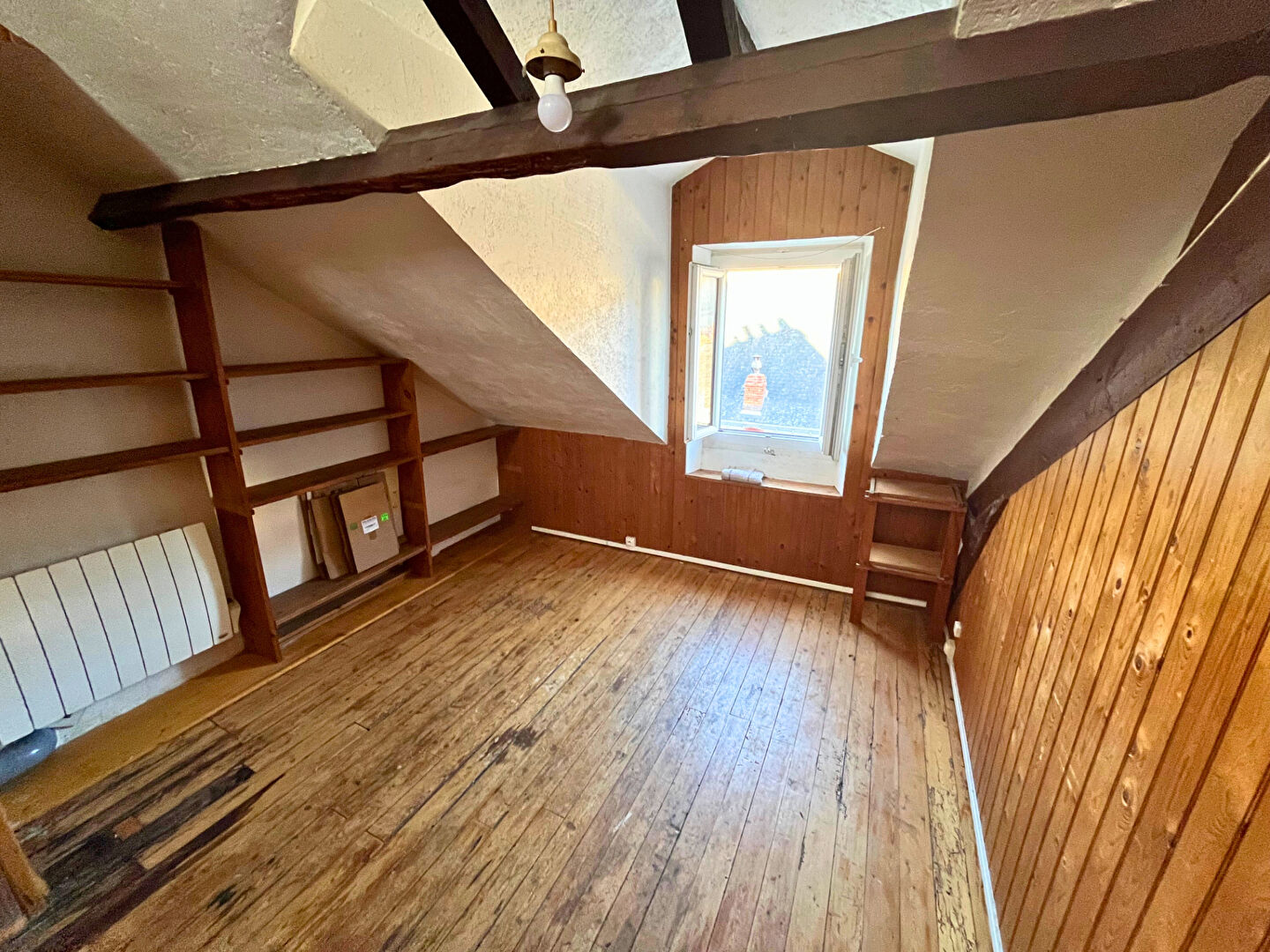 Photo EXCLUSIVITÉ - STUDIO EN DUPLEX - VIARME-TALENSAC image 1/6