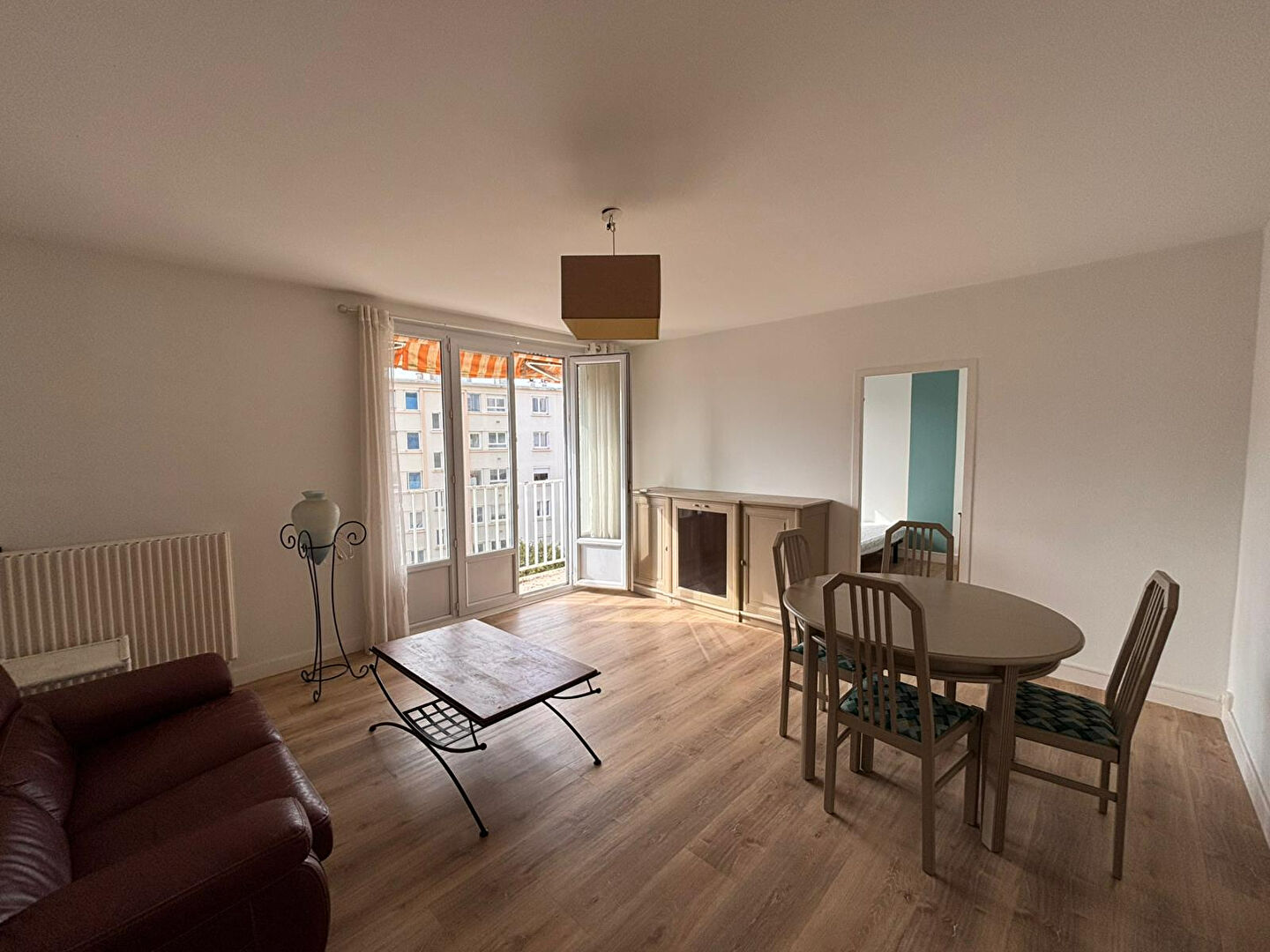 CHAMBRE EN COLOCATION - 77.14 m² - meublé - quartier Hippodrome