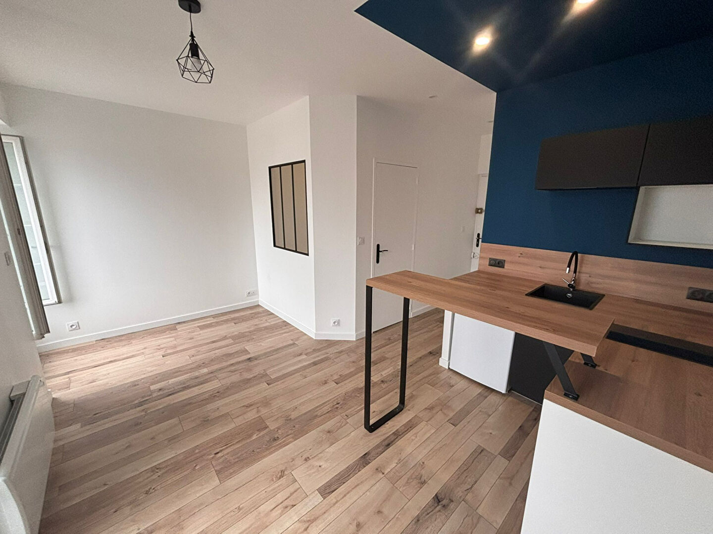 Agence immobilière de Bed ,  School Groupe