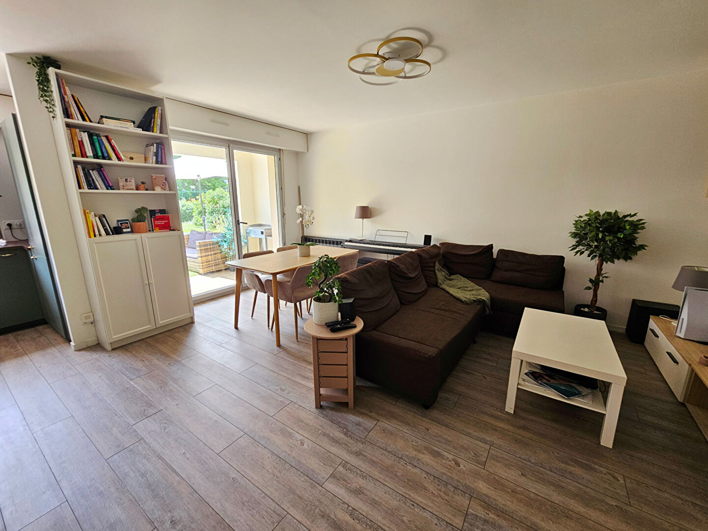 Agence immobilière de Bed ,  School Groupe