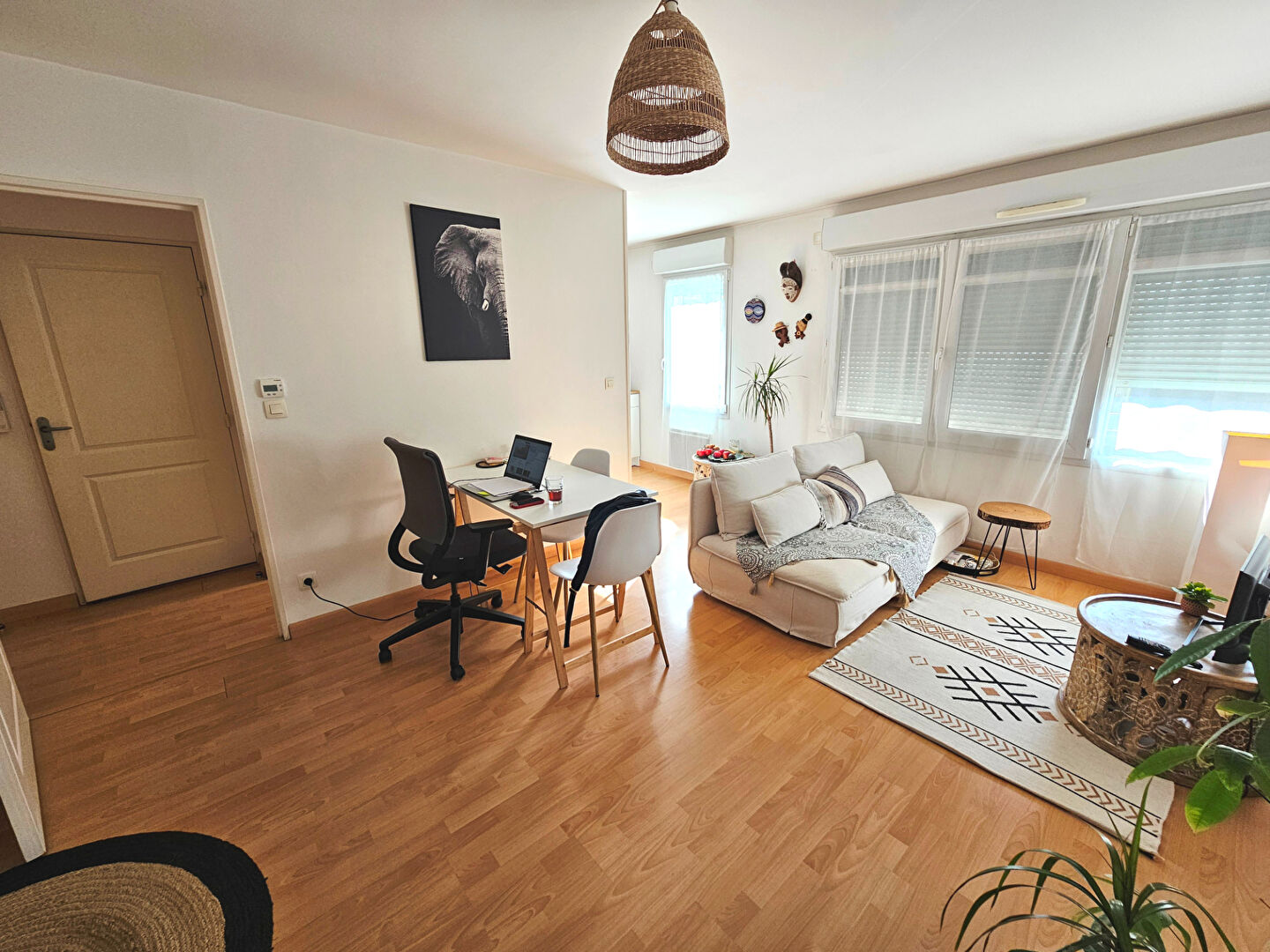 Agence immobilière de Bed ,  School Groupe