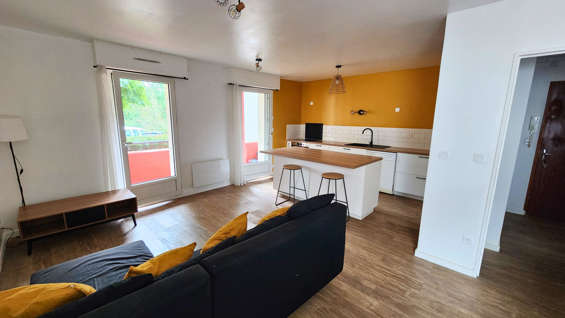 Agence immobilière de Bed ,  School Groupe