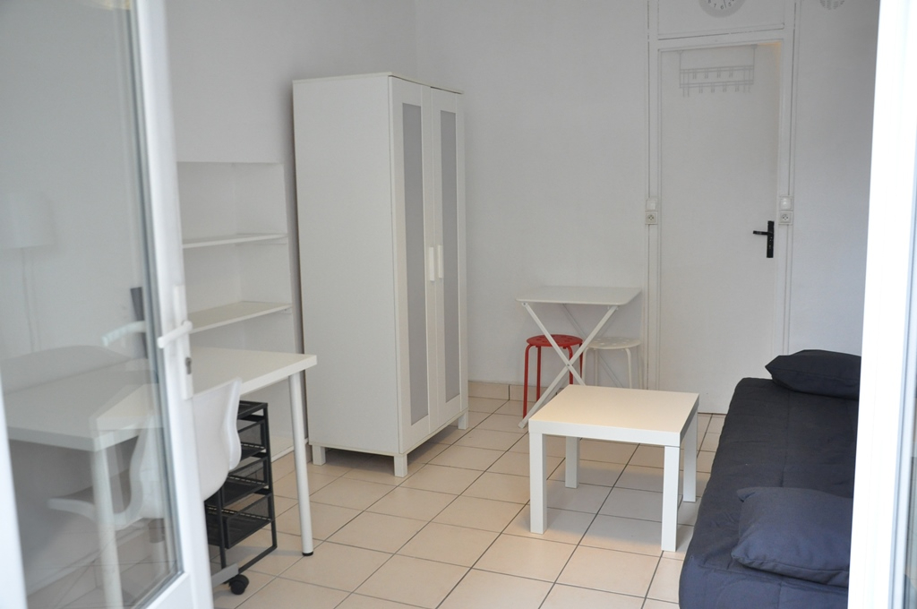 Agence immobilière de 
 Bed ,  School Paris 13 - Bed ,  School Tours 
