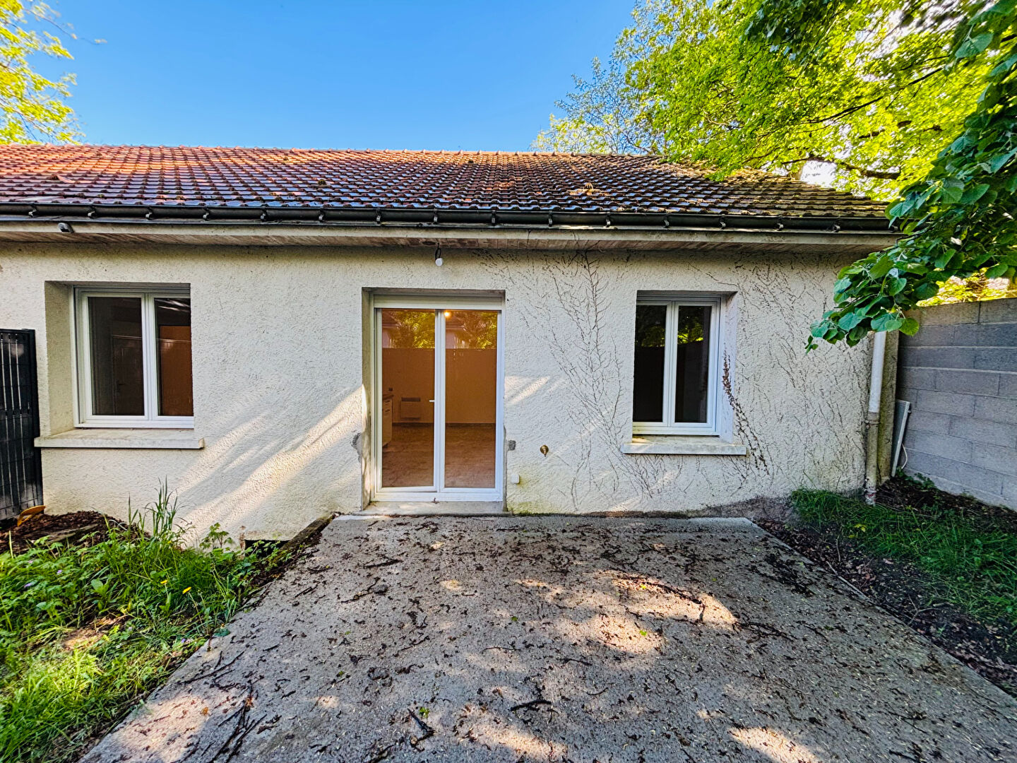Agence immobilière de Bed ,  School Groupe - Bed ,  Family Tours
