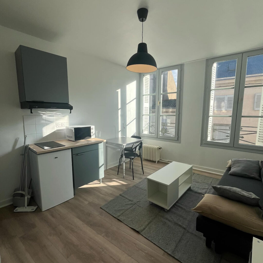 Agence immobilière de Bed ,  School Poitiers