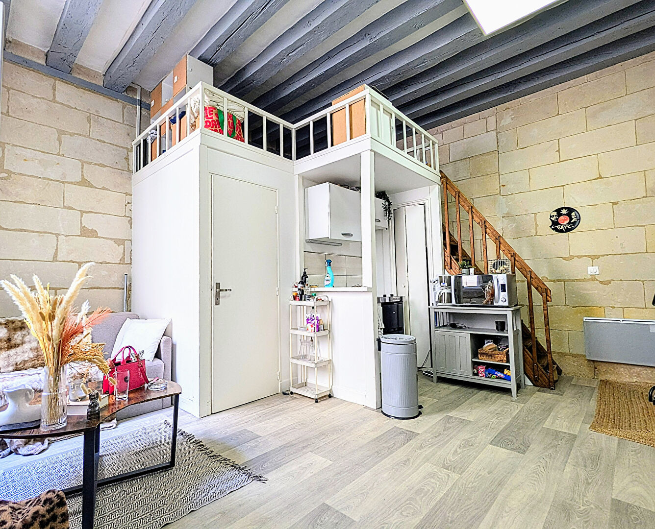 Agence immobilière de 
 Bed ,  School Paris 13 - Bed ,  School Tours 
