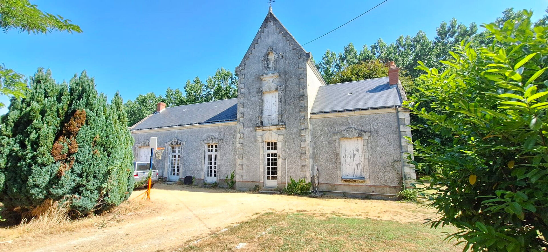 Agence immobilière de Bed ,  School Groupe - Bed ,  Family Tours