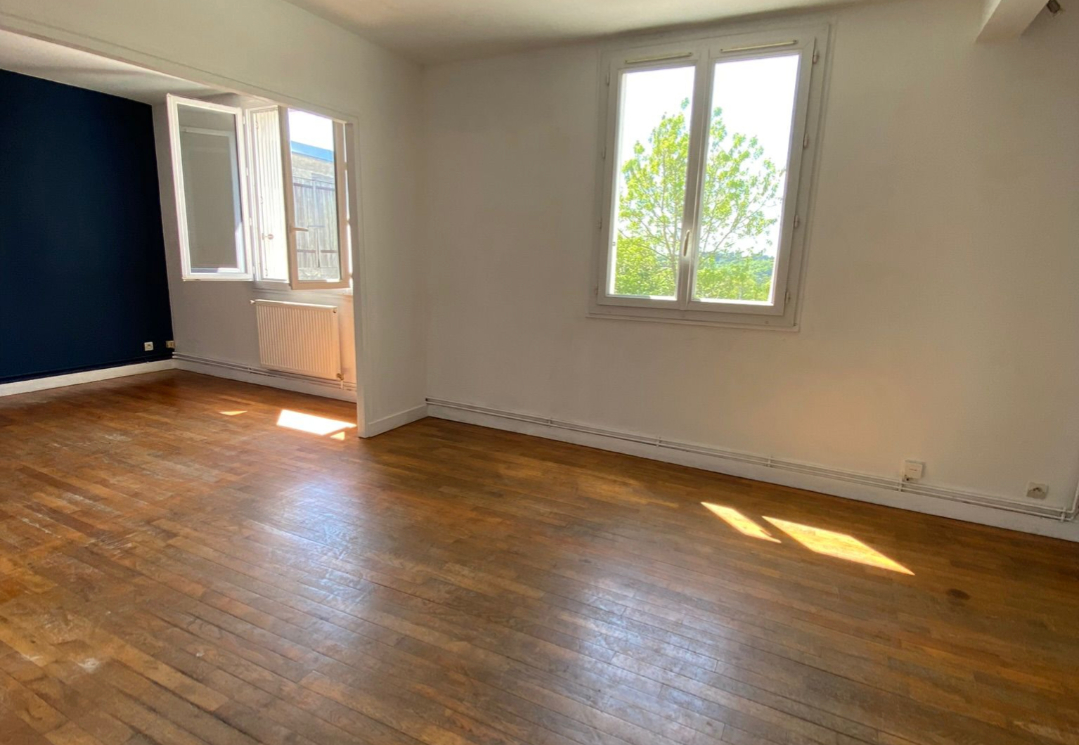 Agence immobilière de 
 Bed ,  School Paris 13 - Bed ,  School Tours 
