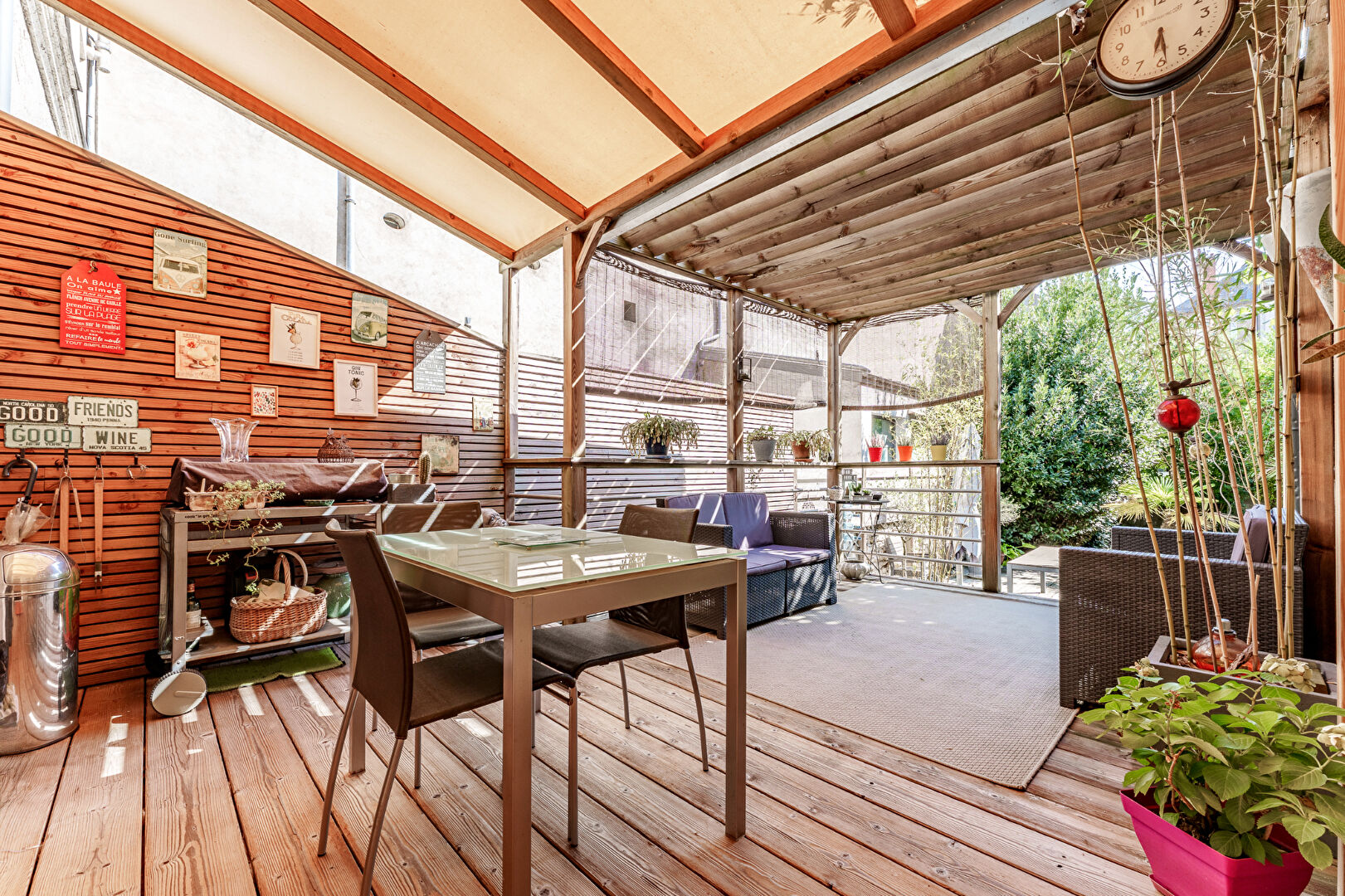 Agence immobilière de Bed ,  School Groupe - Bed ,  Family Tours