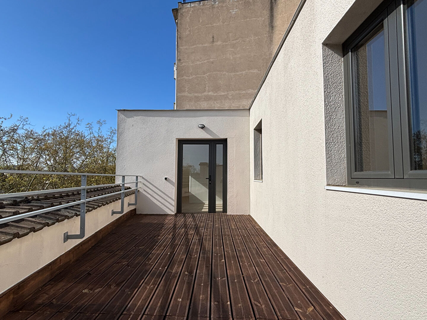 Agence immobilière de Bed ,  School Groupe - Bed ,  Family Tours