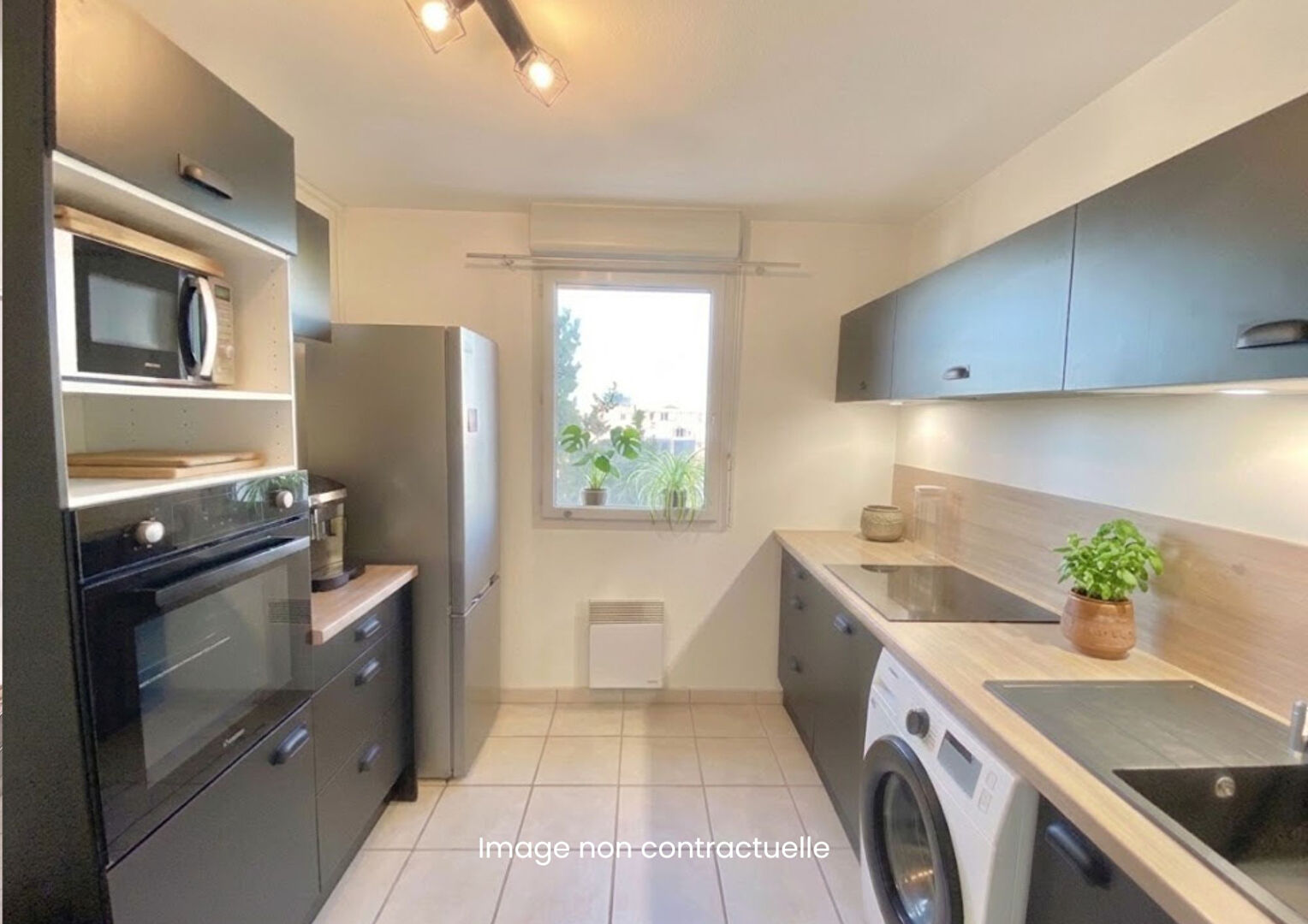 Agence immobilière de 
 Bed ,  School Paris 13 - Bed ,  School Tours 
