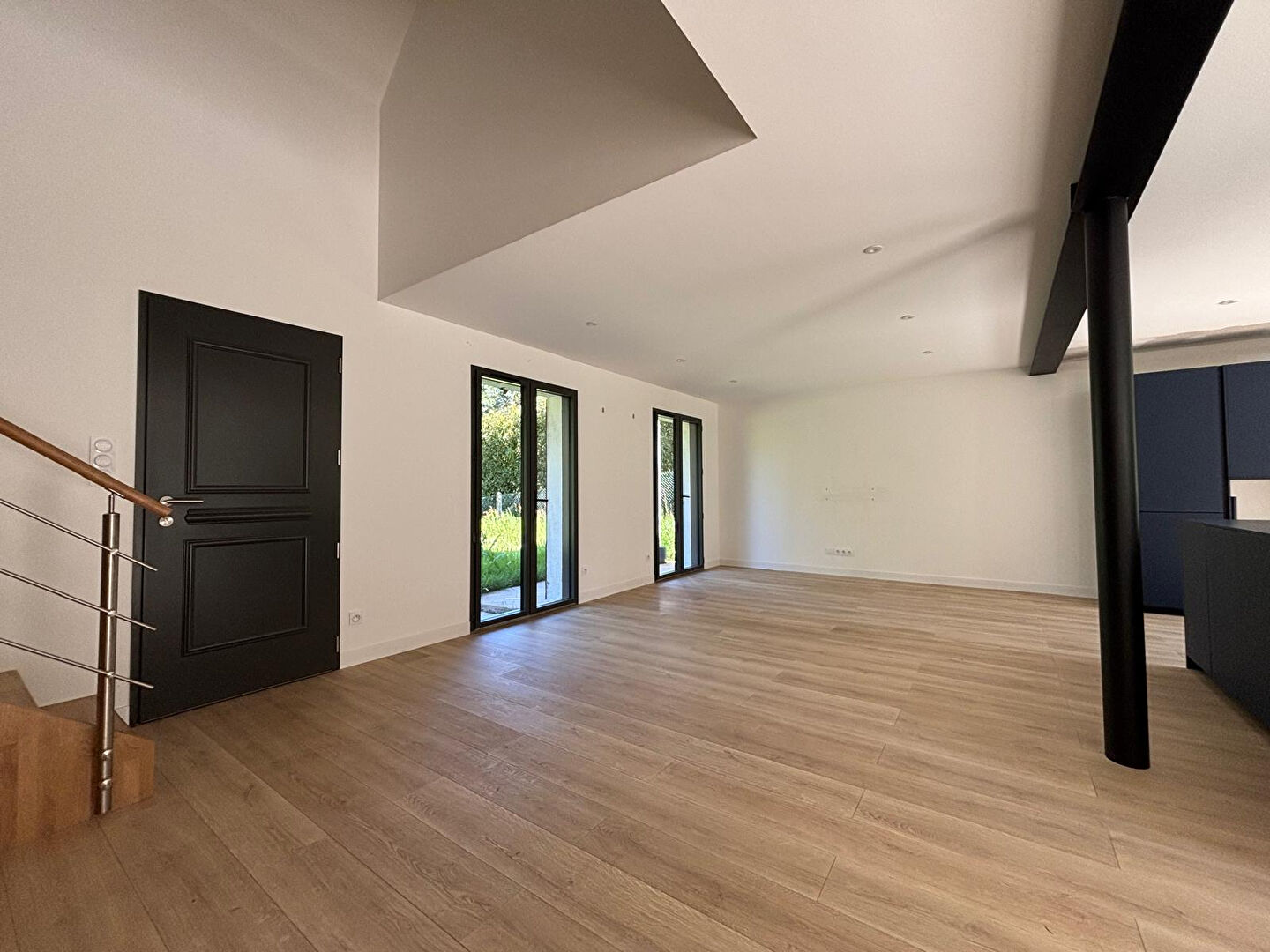 Agence immobilière de Bed ,  School Groupe - Bed ,  Family Tours
