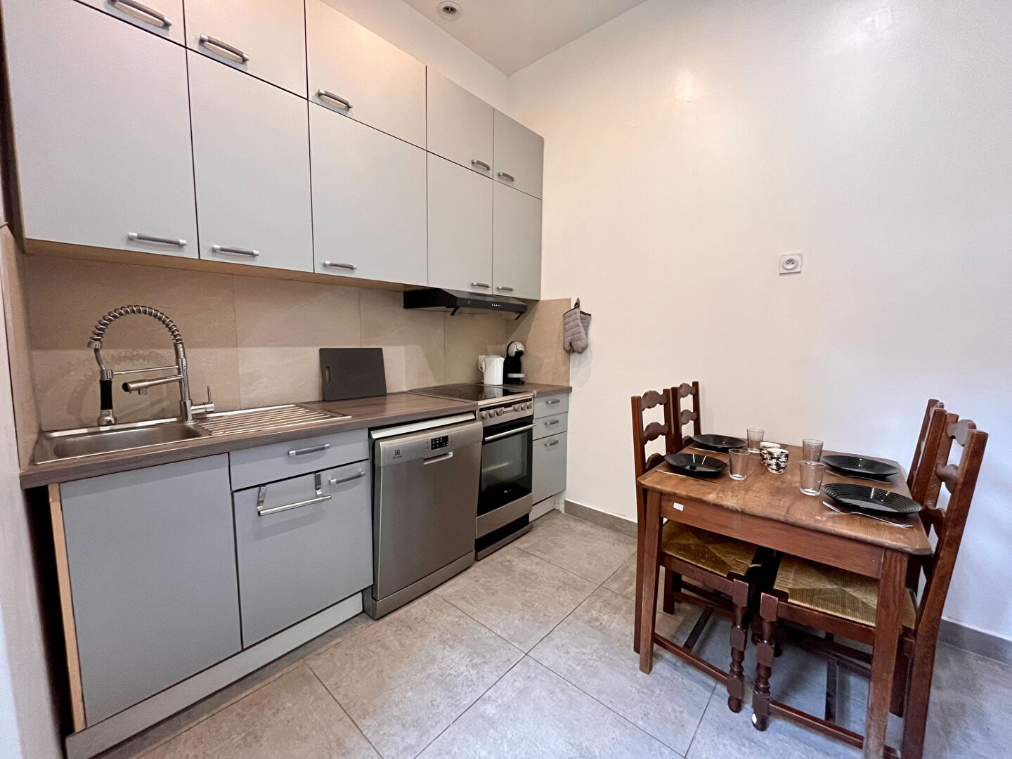 Agence immobilière de Bed ,  School Poitiers