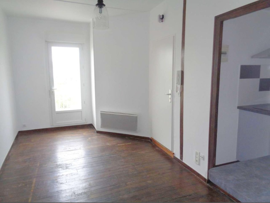 Agence immobilière de 
 Bed ,  School Paris 13 - Bed ,  School Tours 
