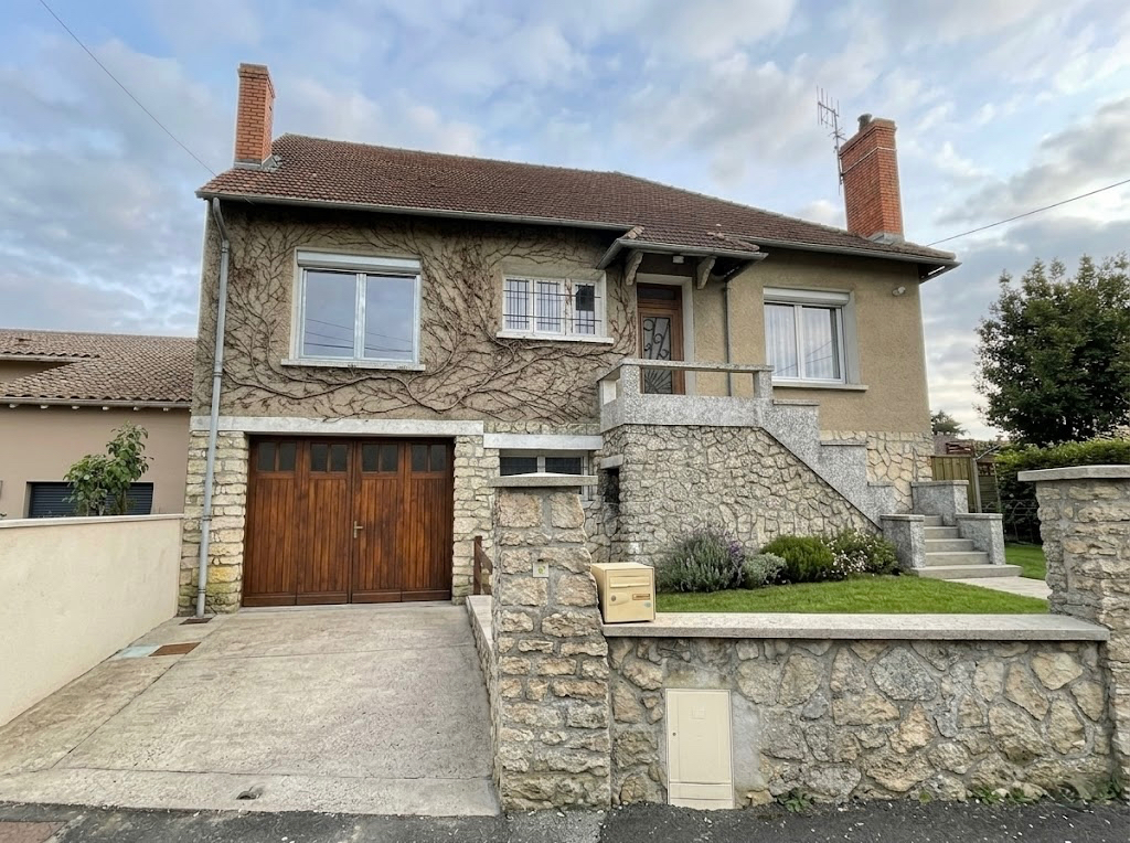 Agence immobilière de Bed ,  School Groupe - Bed ,  Family Poitiers