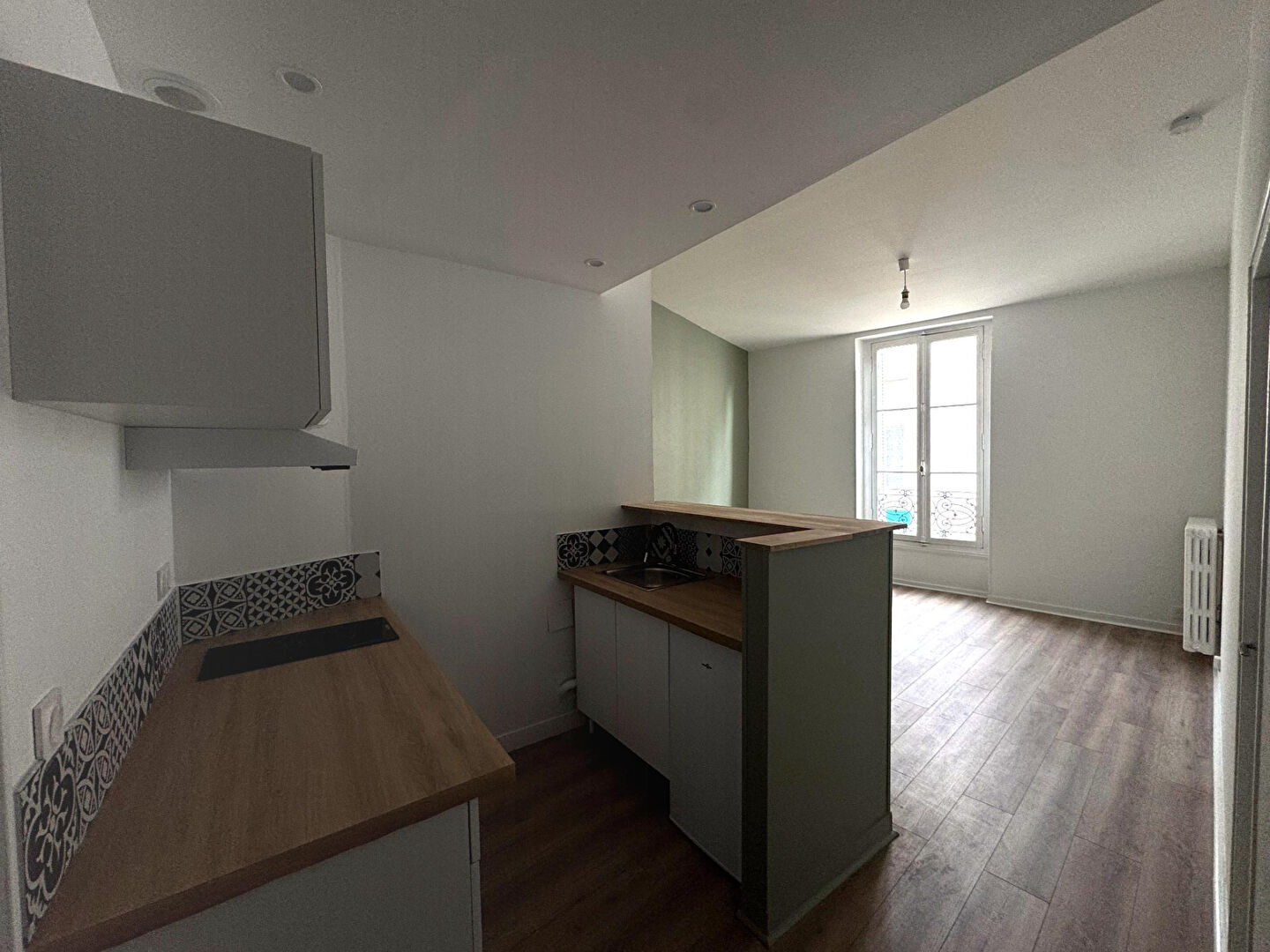 Agence immobilière de Bed ,  School Poitiers