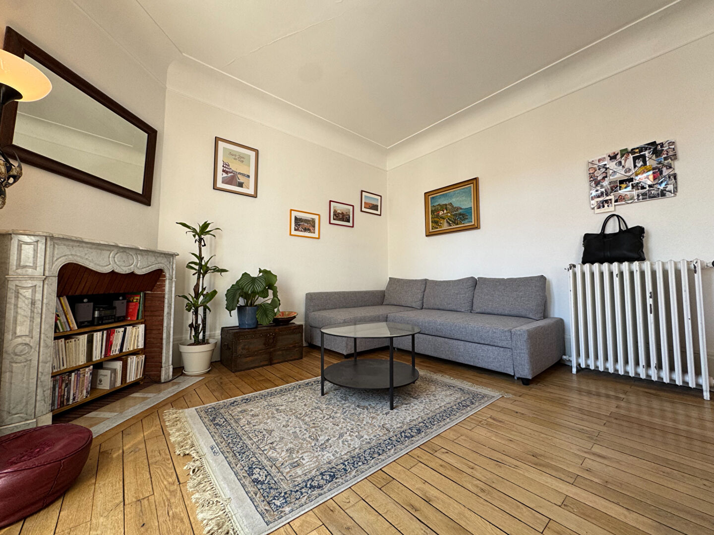 Agence immobilière de 
 Bed ,  School Paris 13 - Bed ,  School Tours 
