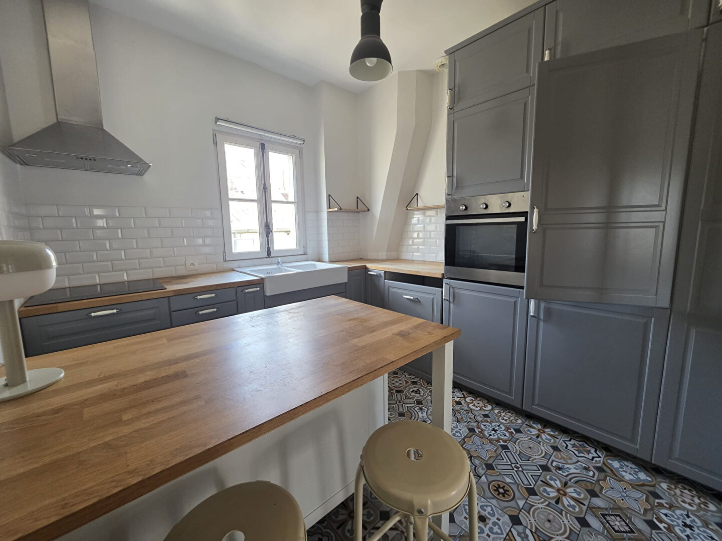 Agence immobilière de Bed ,  School Groupe - Bed ,  Family Tours