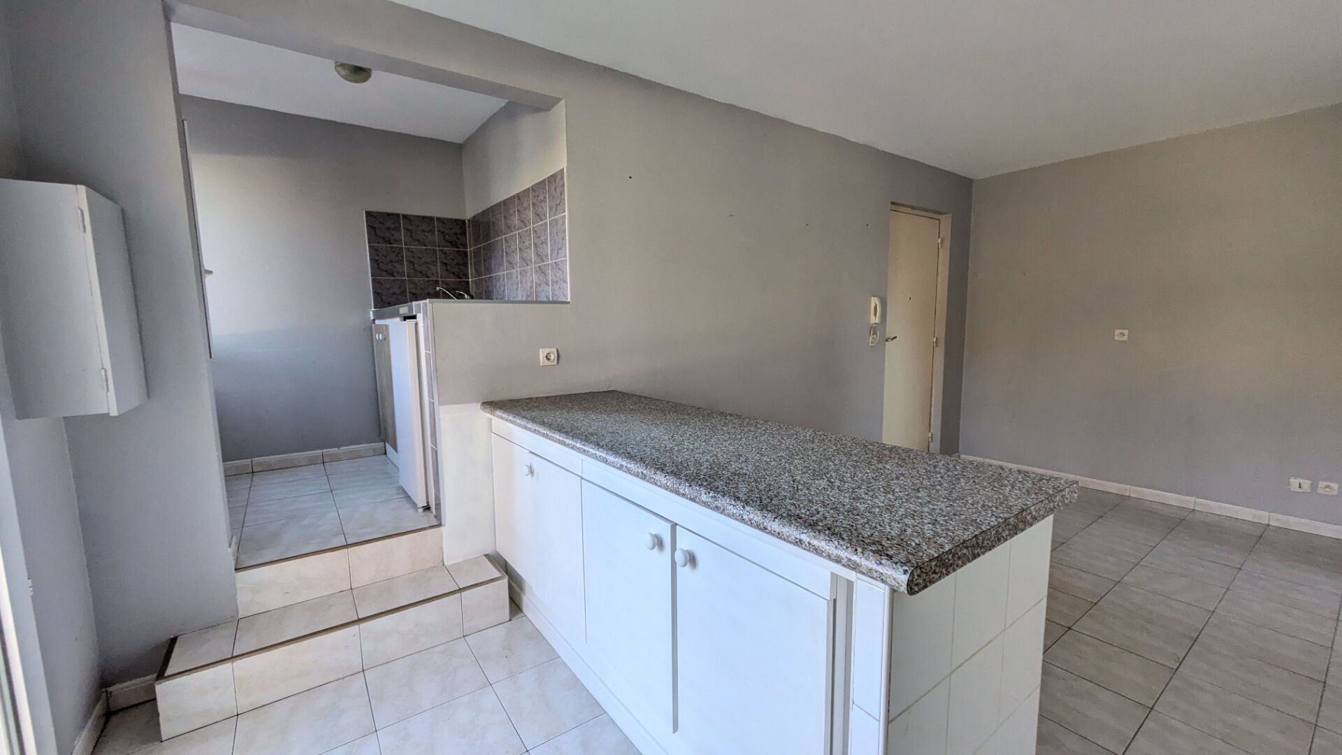 Photo T2 de 37 m² proche centre image 2/6