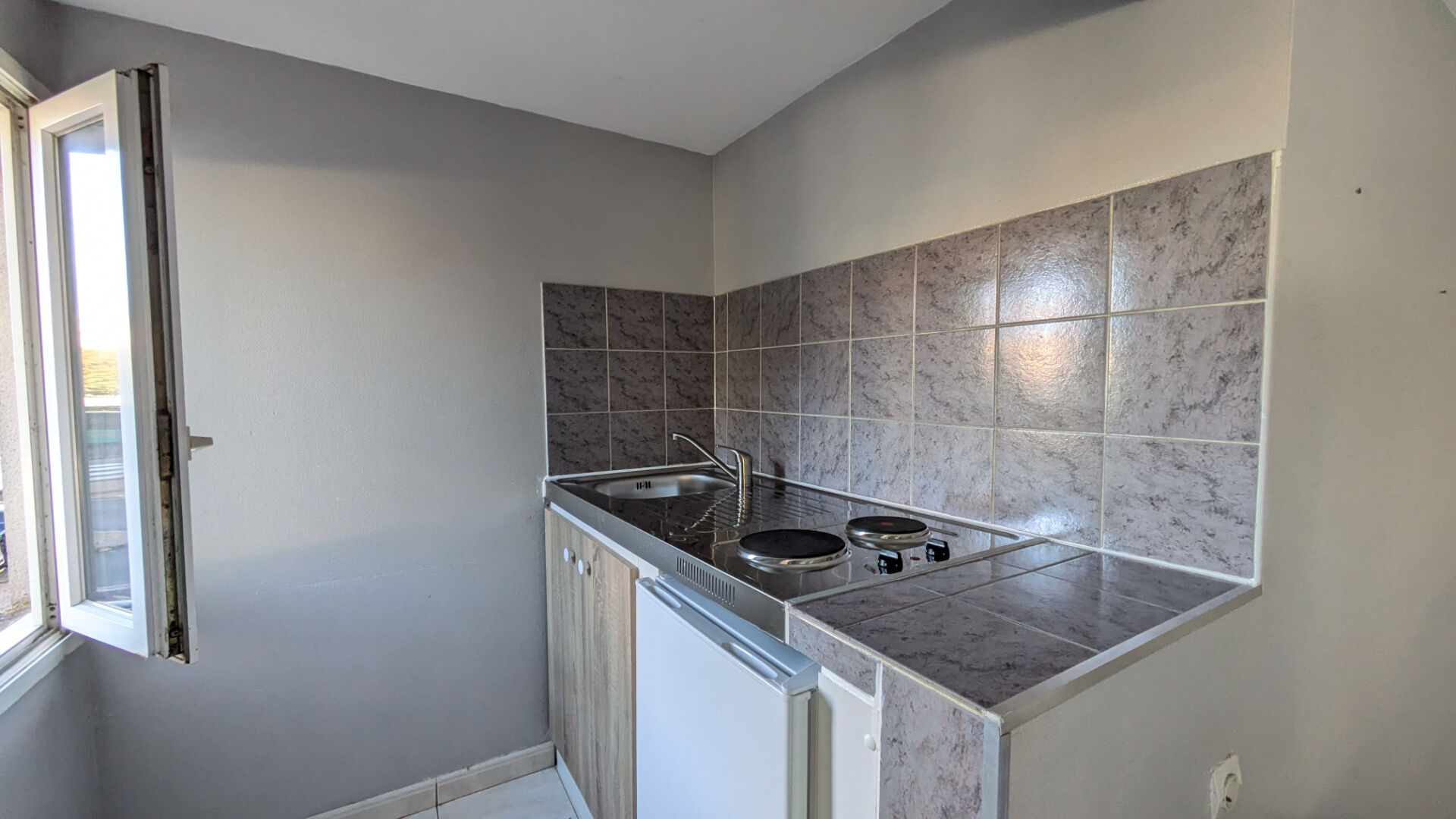 Photo T2 de 37 m² proche centre image 4/6