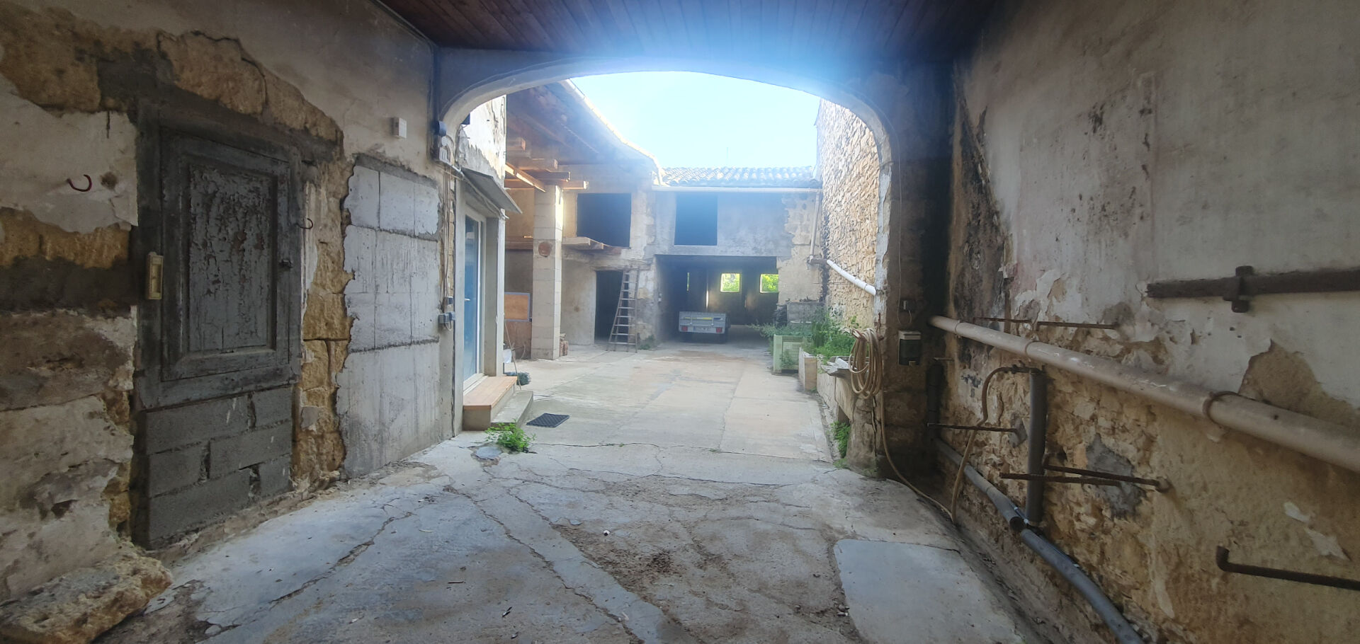 Photo Remise, grange, cour image 2/5