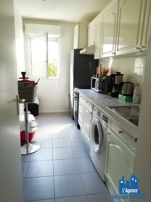 Photo VENDU PAR L'AGENCE ! EXCLUSIVITÉ !!! BRUGES -TOUR DE GASSIES - APPARTEMENT T2 DE 47 M² EN REZ DE JARDIN + PLACE DE PARKING. Michaël VIGIER 06.70.29.94.95. image 3/6