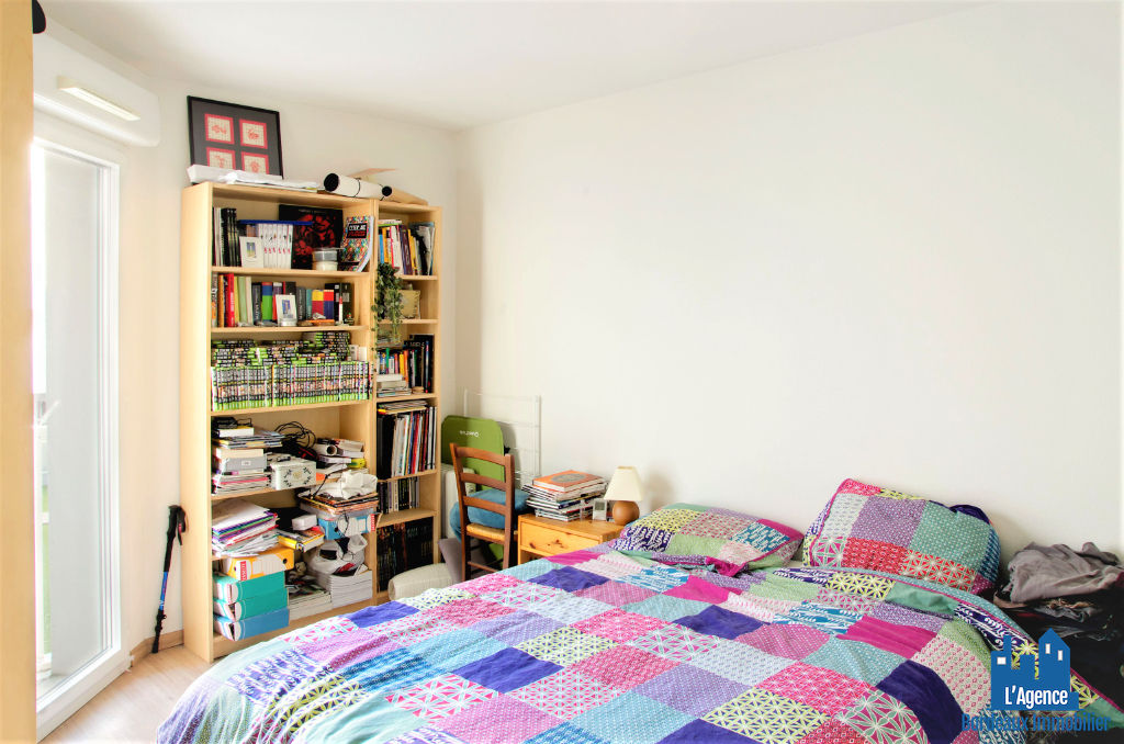 Photo VENDU PAR L'AGENCE ! EXCLUSIVITÉ !!! BORDEAUX - QUARTIER ORNANO - APPARTEMENT T2 DE 44 M² + PLACE DE PARKING. Michaël VIGIER 06.70.29.94.95. image 6/6