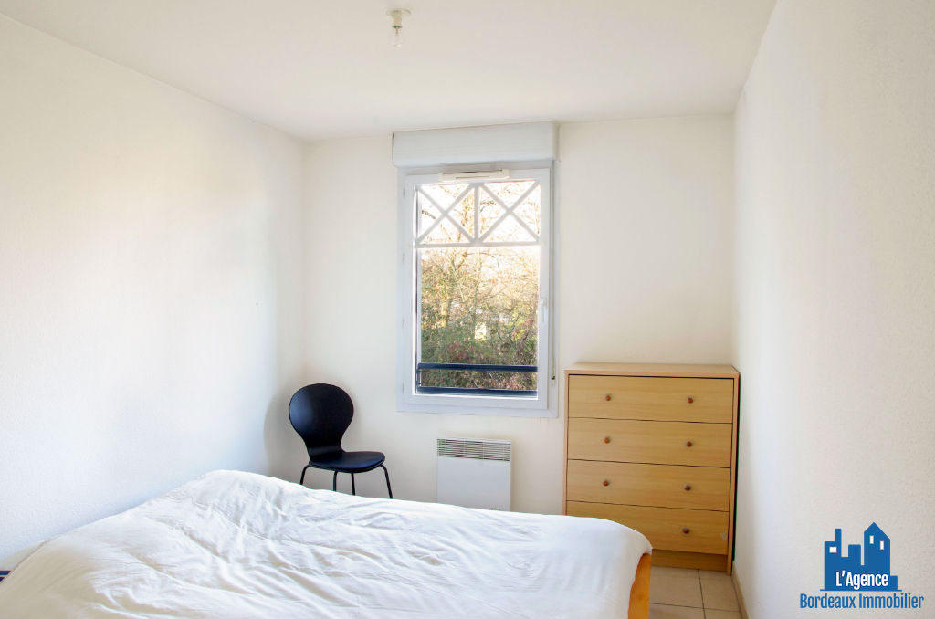 Photo VENDU PAR L'AGENCE. EXCLUSIVITÉ ! MÉRIGNAC - APPARTEMENT TYPE 3 DE 61 M² AVEC BALCON + DEUX PLACES DE PARKING. Benoît TREMENT 06.51.26.22.32. image 3/6