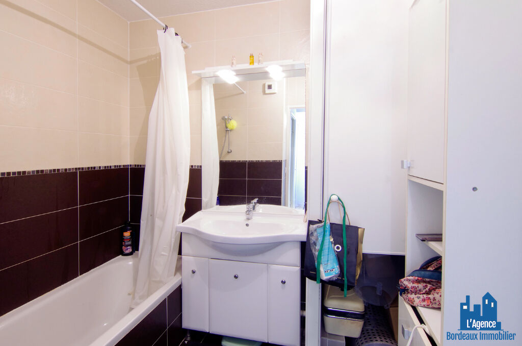 Photo VENDU PAR L'AGENCE ! SPECIAL INVESTISSEUR - FLOIRAC - APPARTEMENT TYPE 3 DE 66 M² AVEC 2 TERRASSES + 2 PLACES DE PARKING SOUS-SOL ET EXTERIEUR. VENDU LOUÉ !!!  Michaël VIGIER 06.70.29.94.95. image 6/6