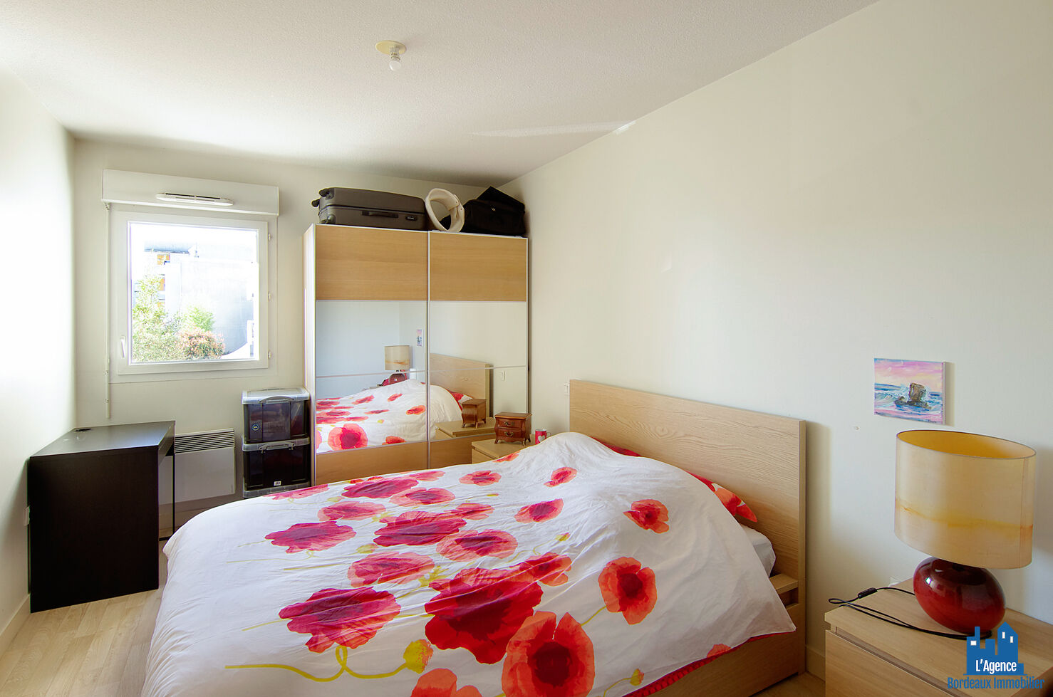 Photo VENDU PAR L'AGENCE !!! EXCLUSIVITÉ !!! BEGLES - APPARTEMENT TYPE 3 DE 64 M² AVEC BALCON + 2 PLACES DE PARKING SOUS-SOL. Michaël VIGIER 06 70 29 94 95 image 6/6