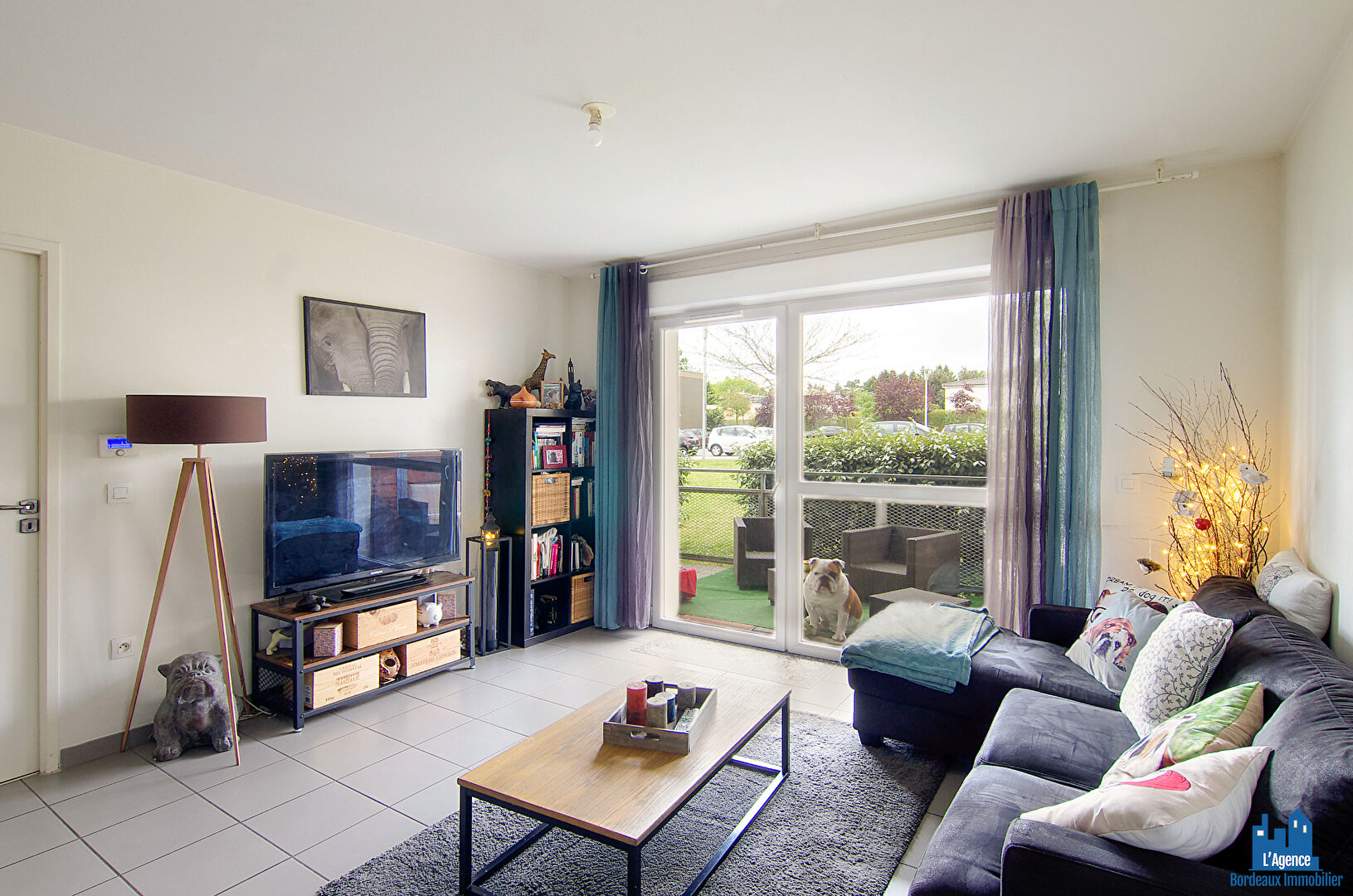 VENDU PAR L'AGENCE. EXCLUSIVITÉ ! MÉRIGNAC - APPARTEMENT TYPE 2 DE 43 M² AVEC UNE TERRASSE DE 9M² + PLACE DE PARKING EN SOUS-SOL. Benoît TREMENT Tel:06.51.26.22.32.