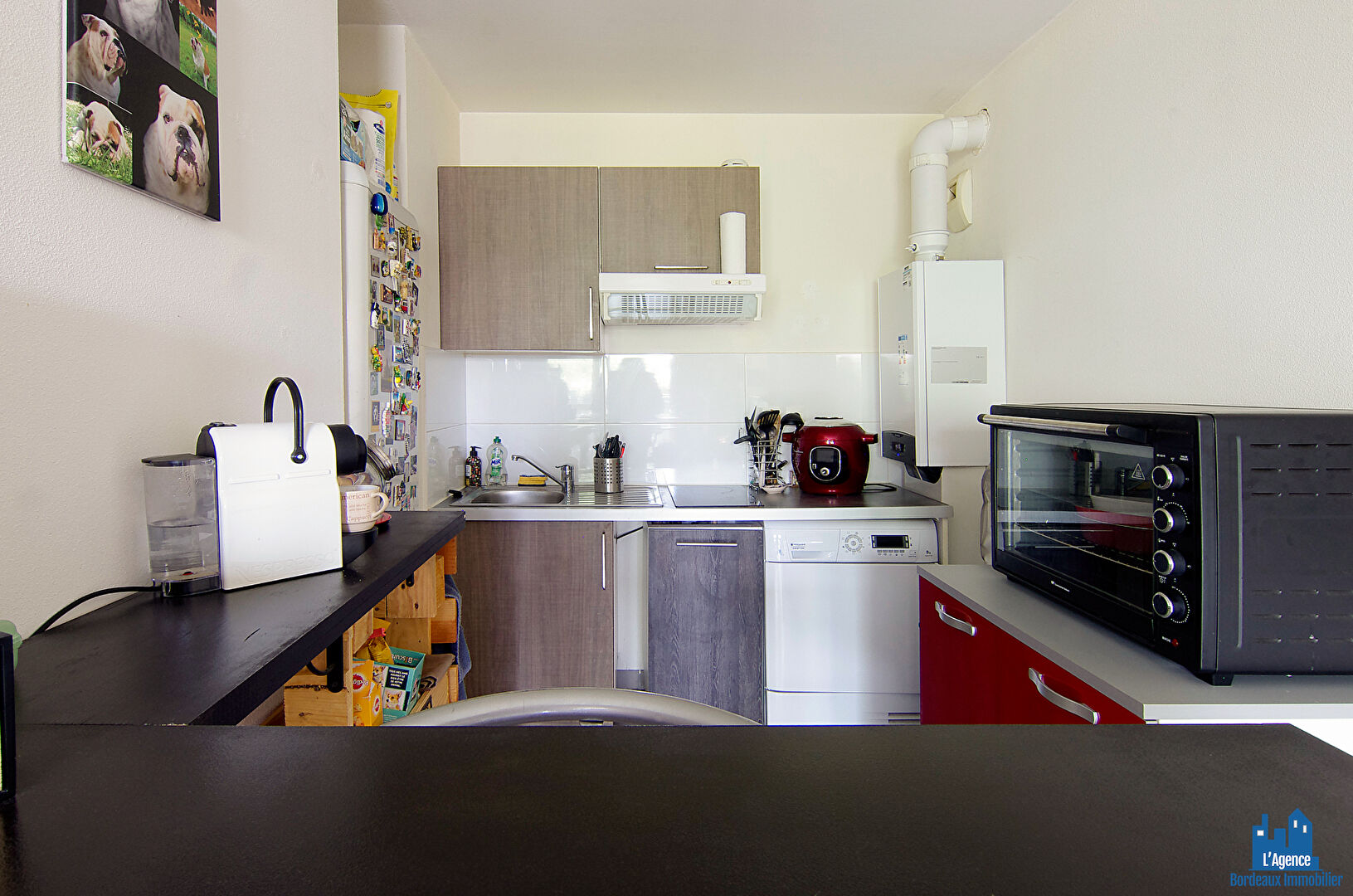 Photo VENDU PAR L'AGENCE. EXCLUSIVITÉ ! MÉRIGNAC - APPARTEMENT TYPE 2 DE 43 M² AVEC UNE TERRASSE DE 9M² + PLACE DE PARKING EN SOUS-SOL. Benoît TREMENT Tel:06.51.26.22.32. image 2/6