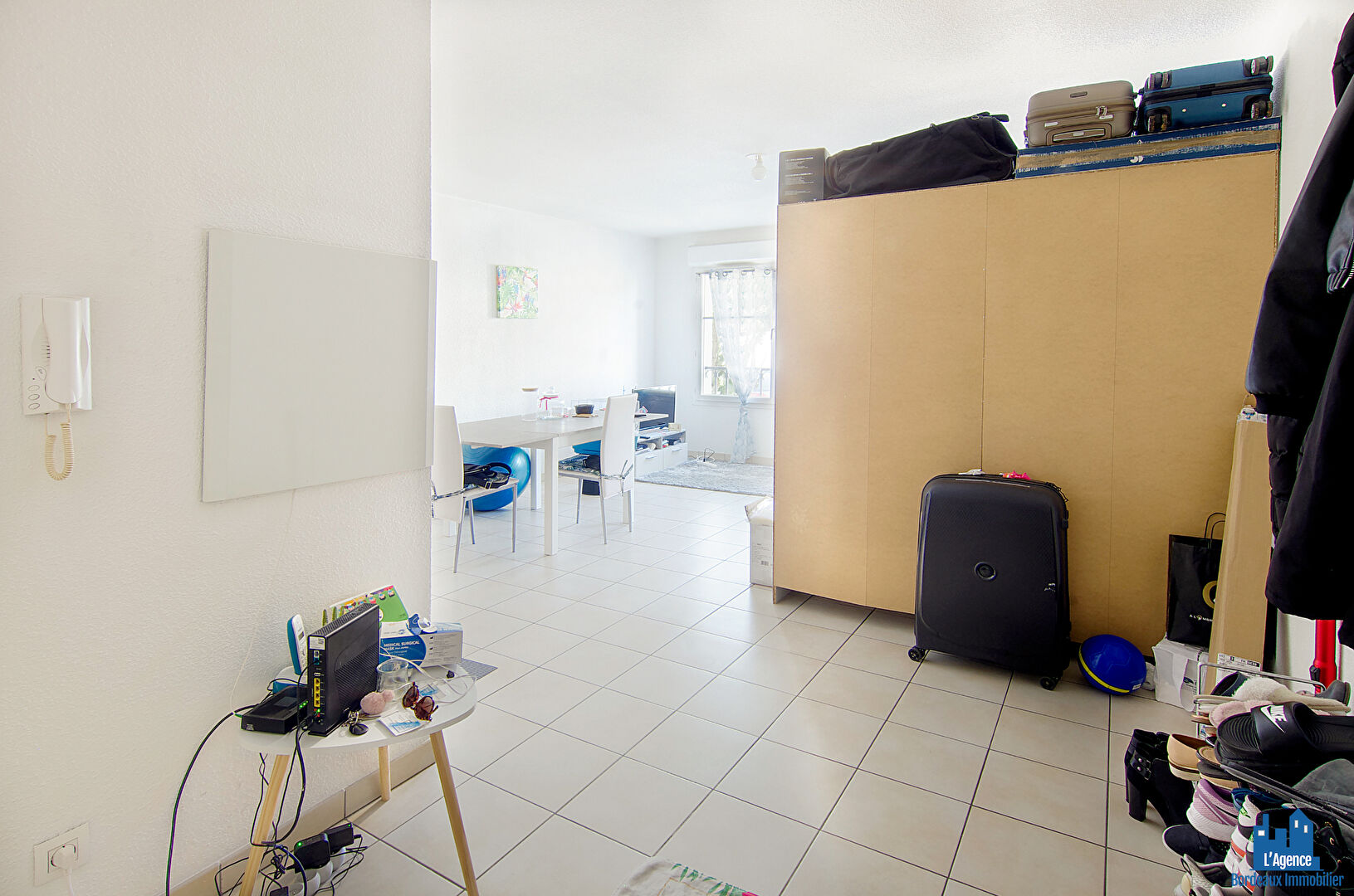 Photo VENDU PAR L'AGENCE !! LE HAILLAN - STUDIO D'ENVIRON 34 M² VENDU LIBRE + 1 PLACE DE PARKING EN SOUS SOL - MARTINE PASSICOS Tel:06.62.93.61.68. image 5/6