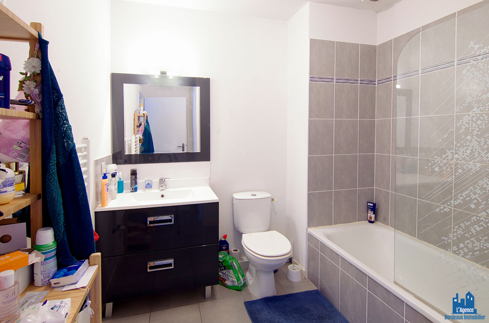 Photo VENDU PAR L'AGENCE. EXCLUSIVITÉ ! SPÉCIAL INVESTISSEUR - VILLENAVE D'ORNON - VILLA TYPE 4 DE 80 M² AVEC JARDIN DE 97 M² + DEUX PLACES DE PARKING. Benoît TREMENT Tel:06.51.26.22.32. image 5/6