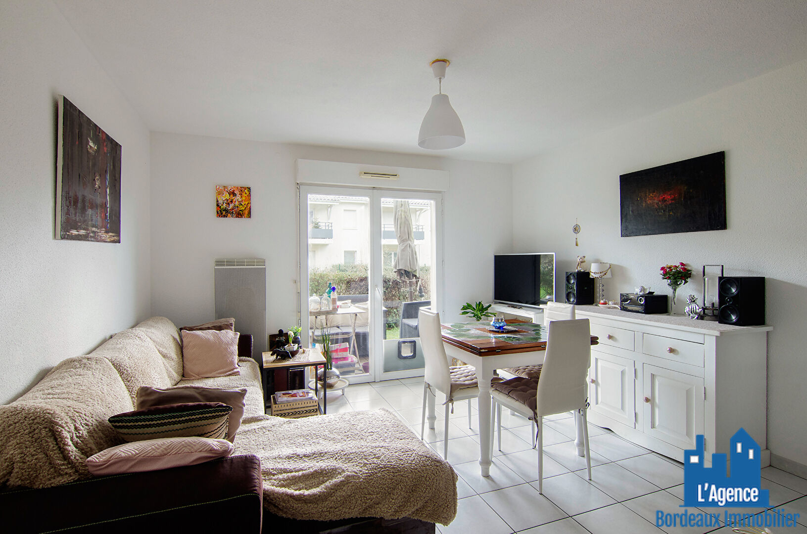 COMPROMIS SIGNÉ. EXCLUSIVITÉ ! MÉRIGNAC - APPARTEMENT DE TYPE 2 DE 40 M² AVEC TERRASSE + PLACE DE PARKING COUVERTE. Benoît TREMENT Tel:06.51.26.22.32.