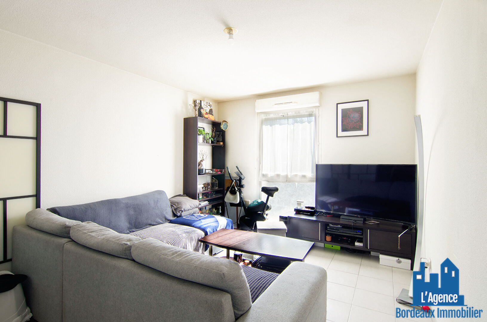 VENDU PAR L'AGENCE. EXCLUSIVITÉ ! VILLENAVE D'ORNON - APPARTEMENT TYPE 2 DE 39 M² + PLACE DE PARKING. Benoît TREMENT.