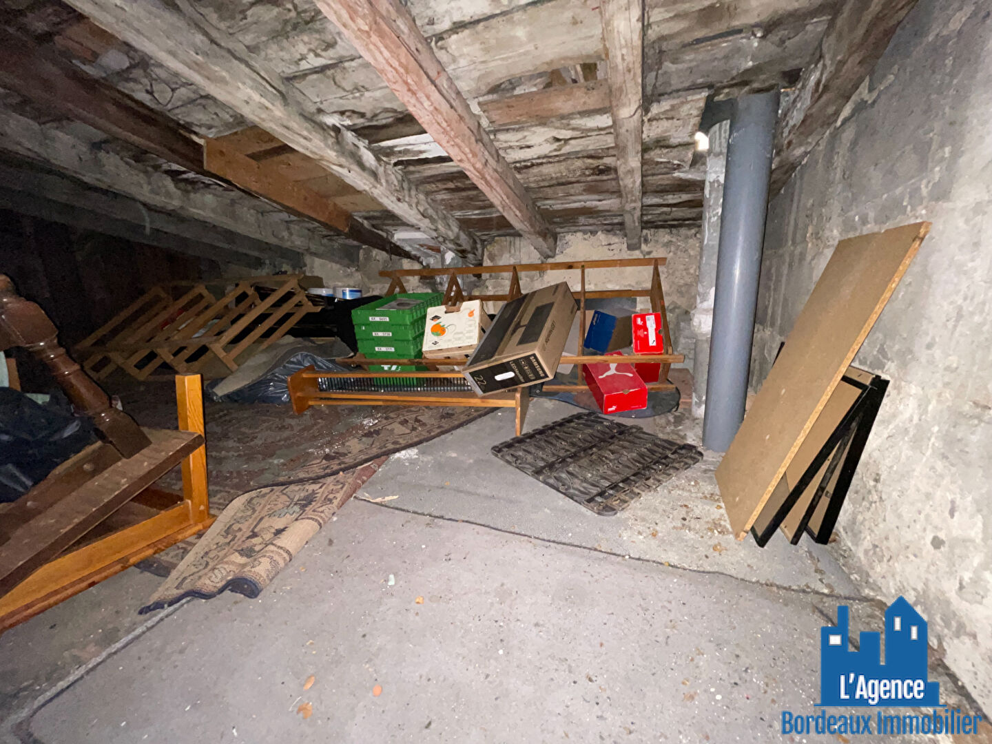 Photo VENDU PAR L'AGENCE. BORDEAUX - STUDIO DE 48,5 M²  AVEC COMBLES . Benoît TREMENT. image 6/6