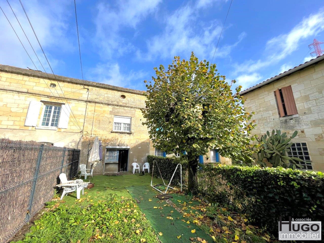 Photo DÉJÀ VENDU PAR L'AGENCE !!! EXCLUSIVITÉ ! LATRESNE- BORD DE GARONNE- GRANGE + LOGEMENT T2 DUPLEX AVEC JARDIN !!! image 2/6