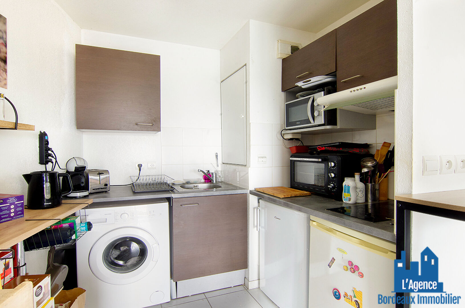 Photo EXCLUSIVITÉ ! LE HAILLAN - APPARTEMENT TYPE 2 DE 47 M² AVEC UN BALCON + PLACE DE PARKING EN SOUS-SOL. Benoît TREMENT. image 5/6