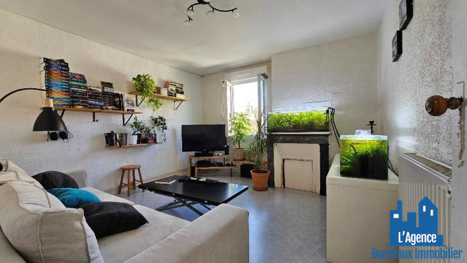 Photo EXCLUSIVITÉ ! BORDEAUX - MAISON DE TYPE 5 DE 95 M² AVEC JARDIN DE 60 M² . Benoît TREMENT O6.51.26.22.32. image 5/6