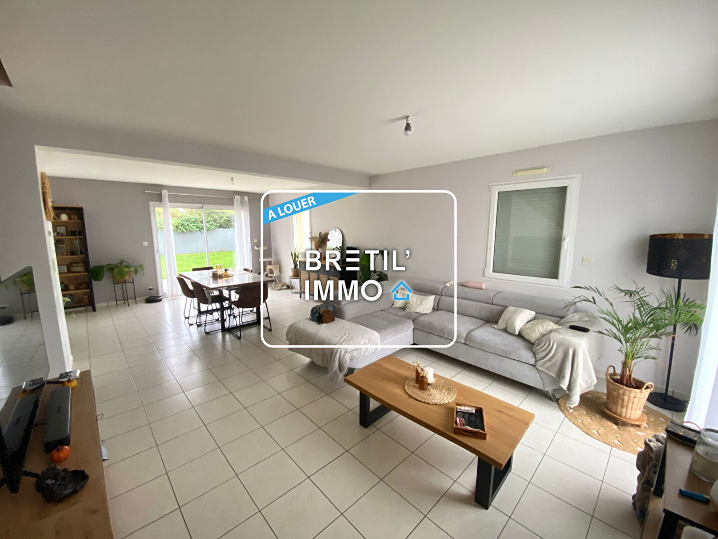 Photo A LOUER - ETRELLES - MAISON image 1/6